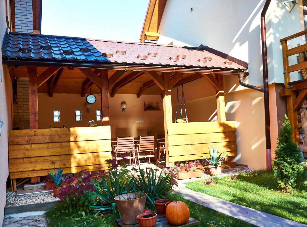 Vila Rhea Vazec Экстерьер фото