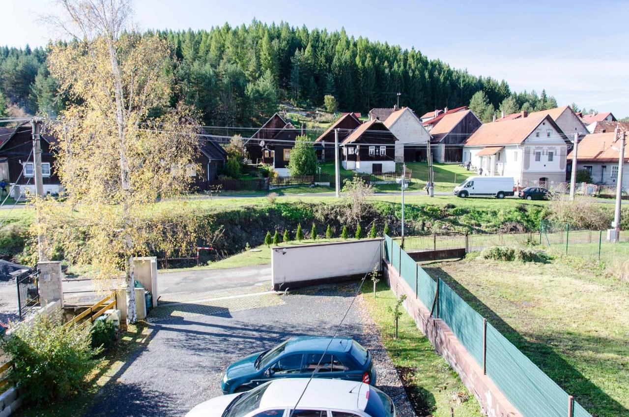 Vila Rhea Vazec Экстерьер фото