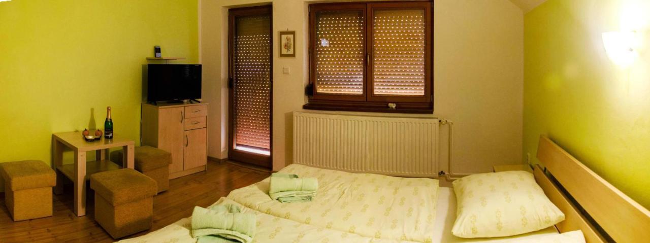 Vila Rhea Vazec Экстерьер фото